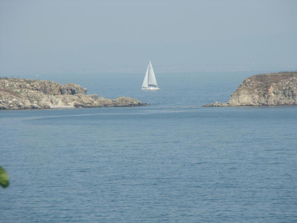 Deep Blue Guest House Sozopol Exterior photo